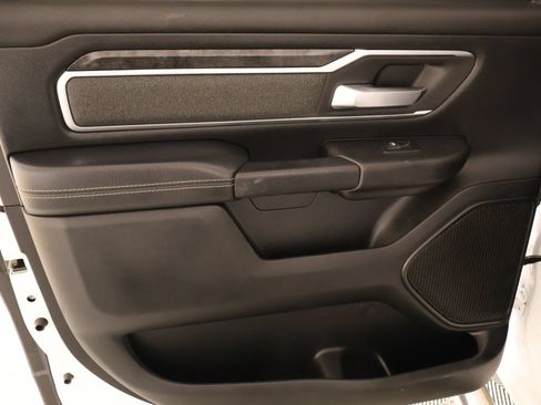 Used 2019 RAM 1500 Big Horn AWD/4WD image 16
