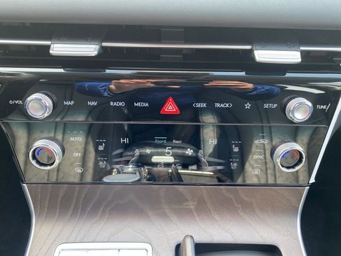 New 2026 Genesis G80 2.5T Advanced AWD/4WD image 19