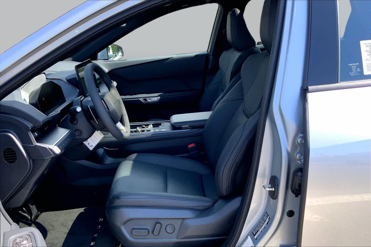 New 2026 Lexus ES 500e w/ Convenience Package AWD/4WD image 9