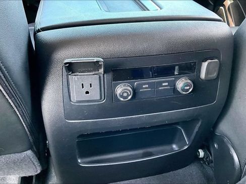 Used 2020 Chevrolet Tahoe LT RWD image 10