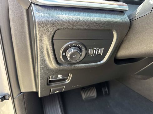 Used 2025 Jeep Grand Cherokee L Summit w/ Obsidian Package AWD/4WD image 21