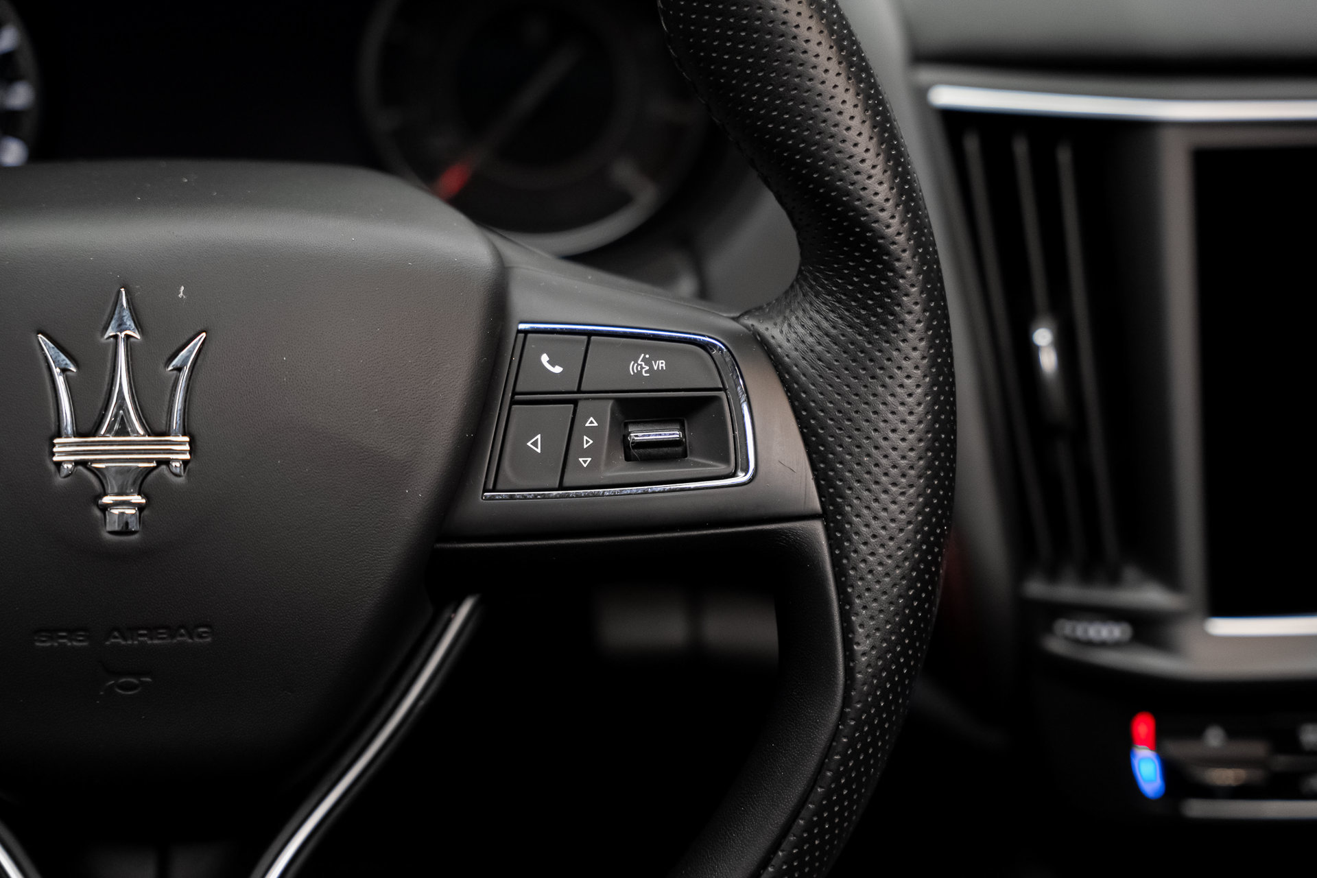Used 2023 Maserati Levante GT AWD/4WD image 48
