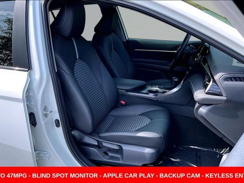 Used 2023 Toyota Camry SE w/ Convenience Package FWD image 27