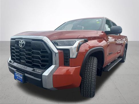 Used 2025 Toyota Tundra SR5 AWD/4WD image 2