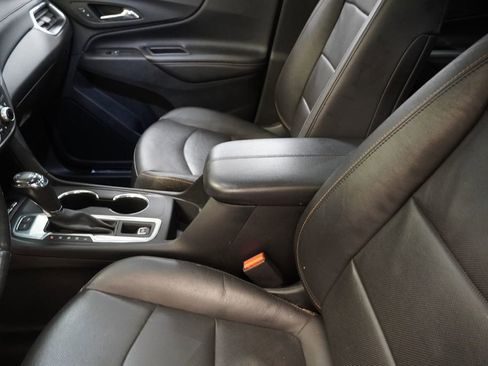 Used 2019 Chevrolet Equinox Premier image 8