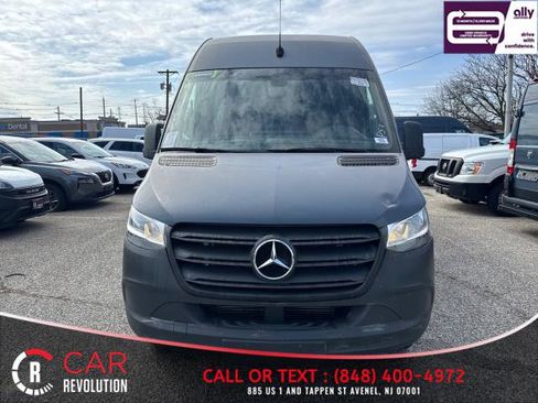 Used 2019 Mercedes-Benz Sprinter 170 image 2