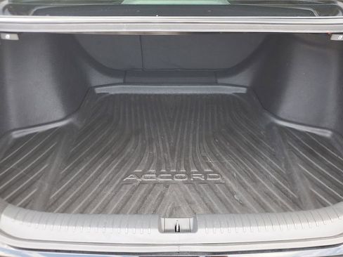 Used 2024 Honda Accord EX image 6