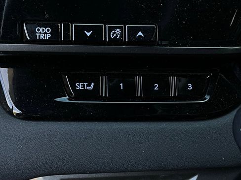 Used 2024 Lexus RX 350 w/ Technology Package image 24