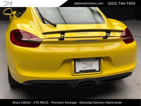 Used 2016 Porsche Cayman RWD image 16