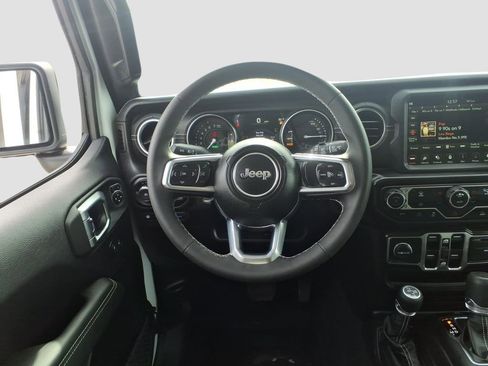 Used 2023 Jeep Wrangler Unlimited Sahara image 20