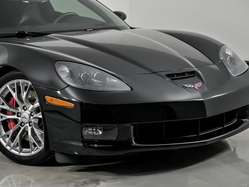 Used 2007 Chevrolet Corvette Z06 image 2