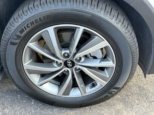 Used 2019 Hyundai Santa Fe Limited AWD/4WD image 4