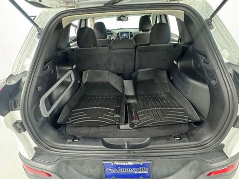 Used 2014 Jeep Cherokee Sport AWD/4WD image 15