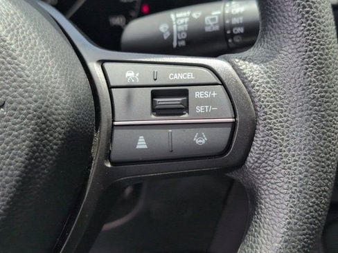 Used 2025 Honda CR-V LX image 21