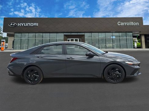 New 2026 Hyundai Elantra Sport FWD image 5