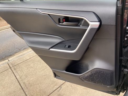 Used 2025 Toyota RAV4 LE image 50