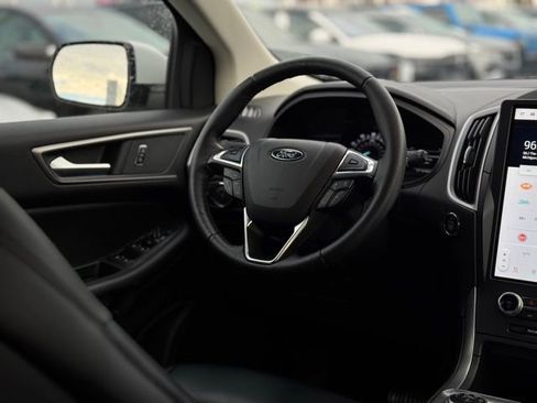 Used 2022 Ford Edge SEL w/ Convenience Package image 21