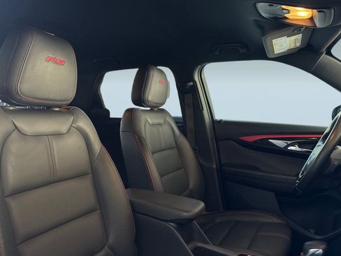 Used 2024 Chevrolet TrailBlazer RS image 29