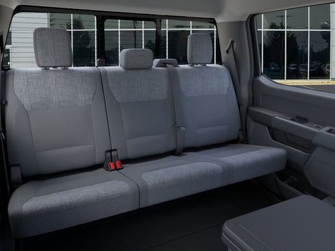 New 2025 Ford F250 XLT w/ FX4 Off-Road Package image 11