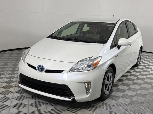 Used 2015 Toyota Prius Two FWD image 10