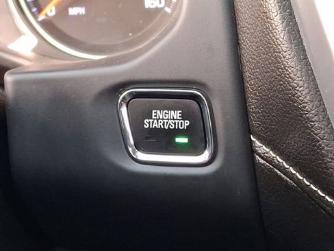 Used 2023 GMC Acadia SLE w/ Driver Convenience Package image 27