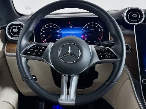 Certified 2024 Mercedes-Benz GLC 300 image 19
