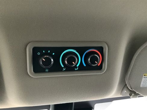 Used 2024 Chevrolet Express 3500 LT w/ LT Preferred Equipment Group image 26