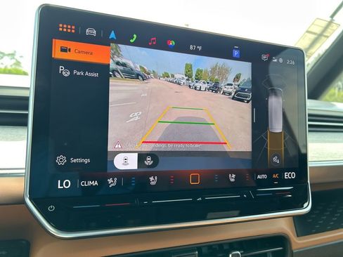 New 2025 Volkswagen ID. Buzz Pro S image 31