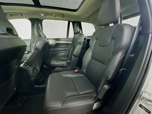 Used 2023 Volvo XC90 T8 Ultimate AWD/4WD image 26