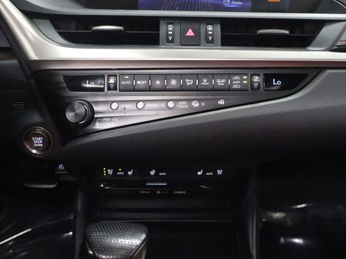 Used 2019 Lexus ES 350 F Sport w/ Accessory Package 2 FWD image 28