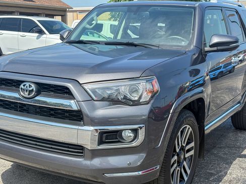 Used 2018 Toyota 4Runner Limited AWD/4WD image 7