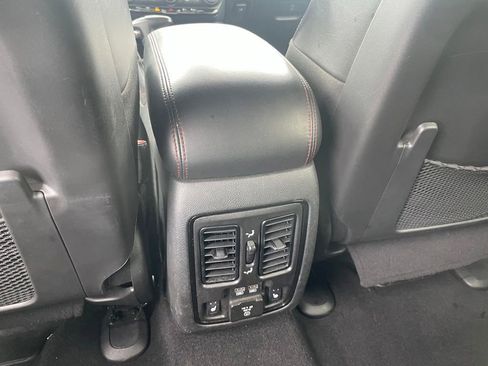 Used 2024 Dodge Durango GT AWD/4WD image 23