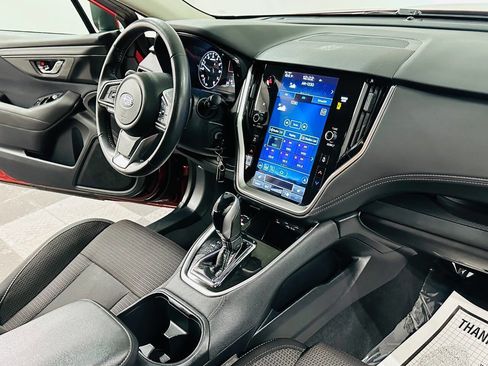 Used 2020 Subaru Outback Premium image 8