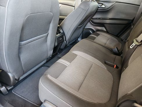 Certified 2025 Chevrolet Blazer LT image 32