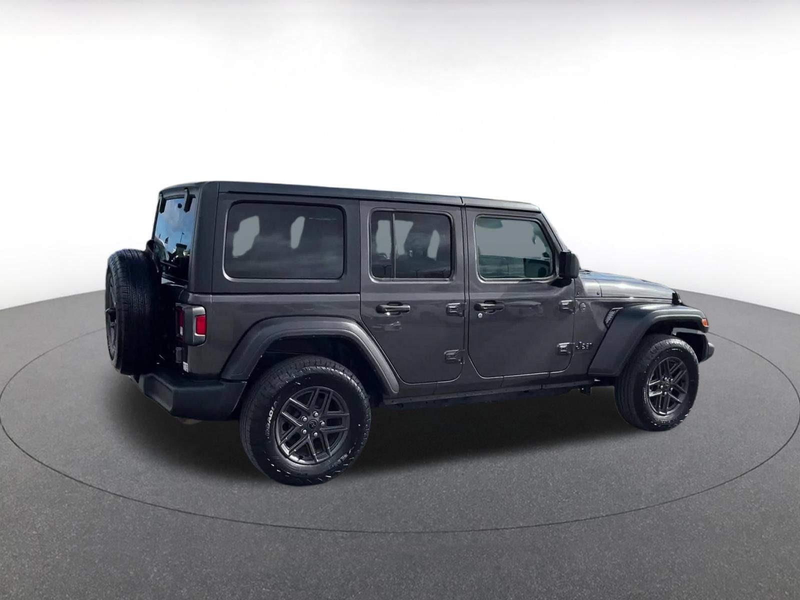 Used 2025 Jeep Wrangler Unlimited Sport AWD/4WD image 14