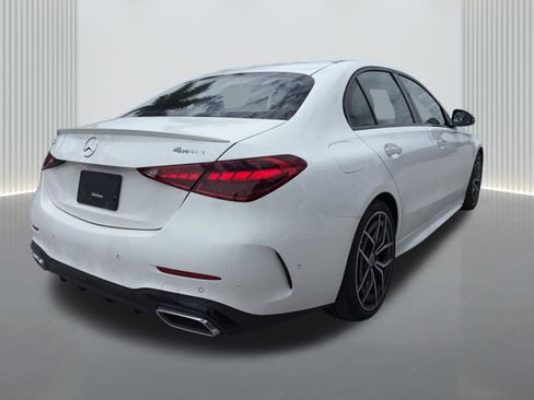 Used 2023 Mercedes-Benz C 300 Sedan image 4