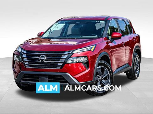 Used 2025 Nissan Rogue SV FWD image 1