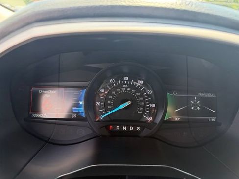 Used 2020 Ford Edge SEL w/ Convenience Package AWD/4WD image 30