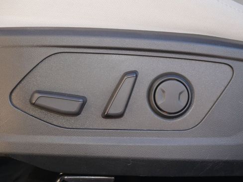 Used 2025 Hyundai Tucson SEL FWD image 33