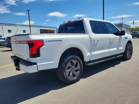 Used 2025 Ford F150 Lightning Lariat AWD/4WD image 4