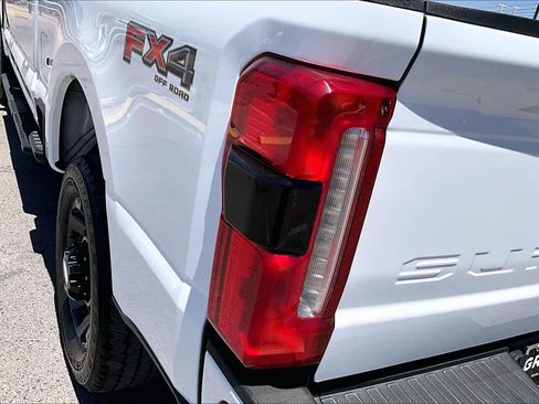 Used 2025 Ford F250 XL w/ STX Appearance Package AWD/4WD image 27