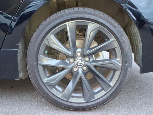 Used 2024 Toyota Corolla SE image 9