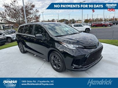 Used 2025 Toyota Sienna XSE