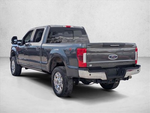 Used 2019 Ford F250 Lariat w/ Lariat Ultimate Package AWD/4WD image 7