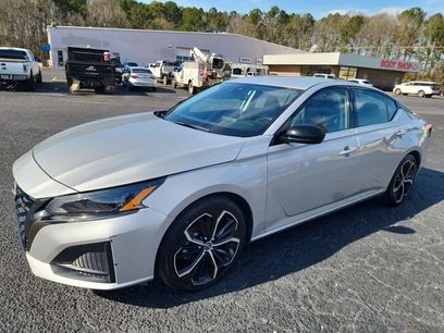 Used 2024 Nissan Altima 2.5 SR