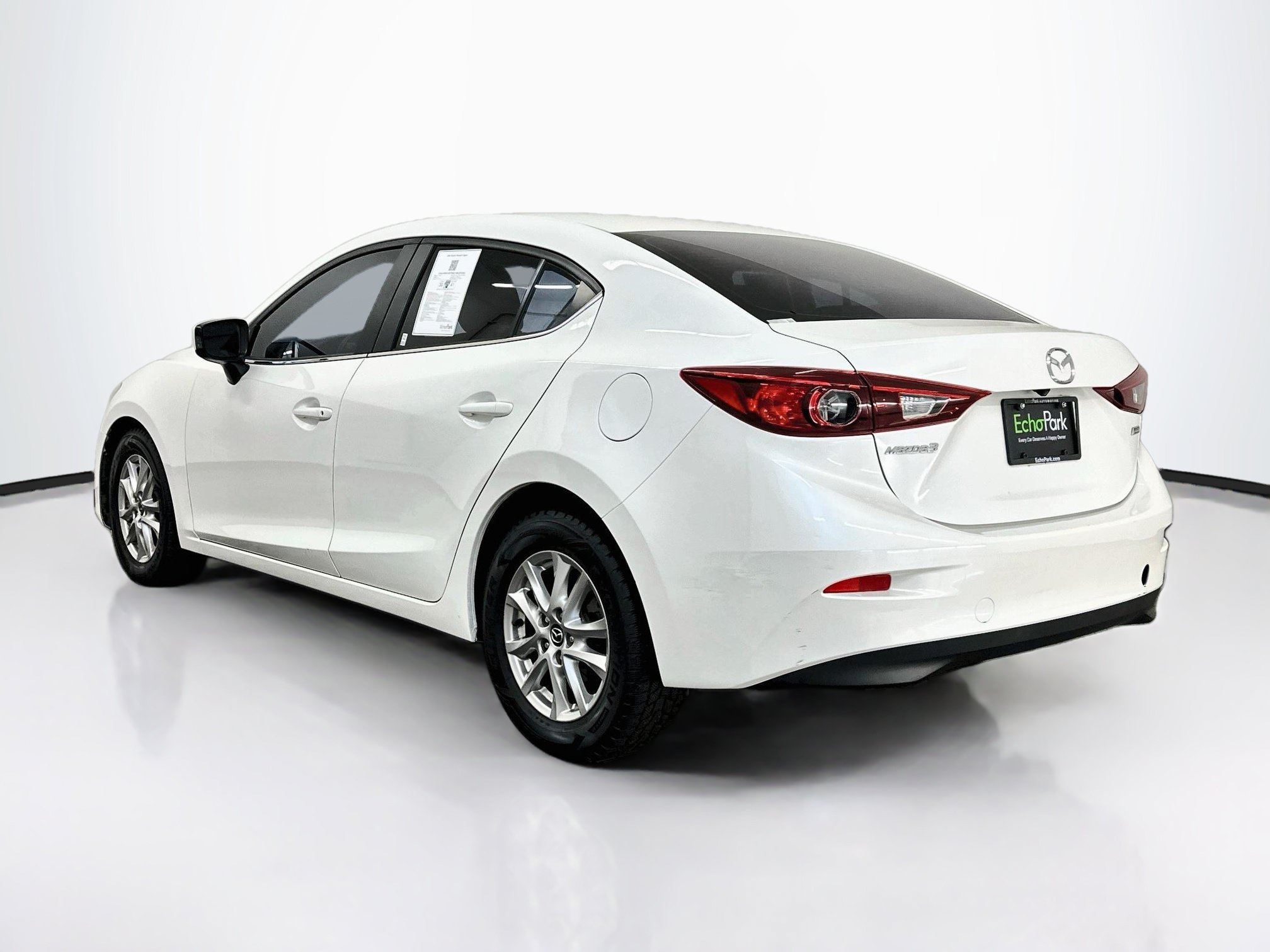 Used 2016 MAZDA MAZDA3 i Sport w/ Preferred Equipment Package FWD image 5