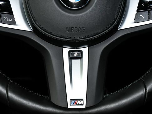 Used 2025 BMW X4 xDrive30i AWD/4WD image 35