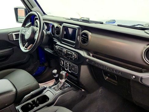 Used 2019 Jeep Wrangler Unlimited Sport S AWD/4WD image 23