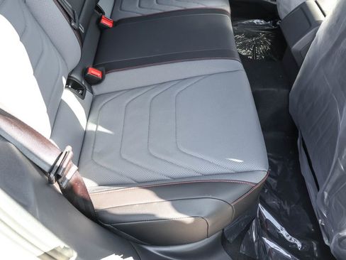 New 2026 Volkswagen Jetta GLI Autobahn FWD image 41
