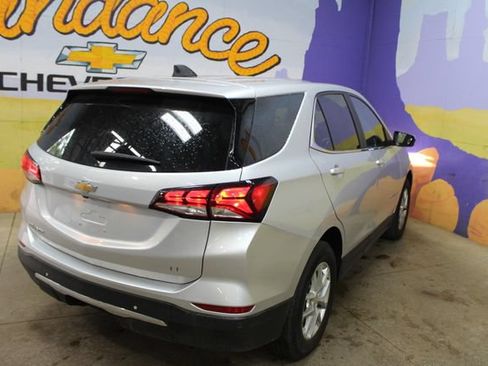 Used 2022 Chevrolet Equinox LT FWD image 8